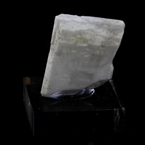 Stones, minerals-Barite mineral 28.04 carats. Coming from the Massif des Grandes Rousses, Isère, France