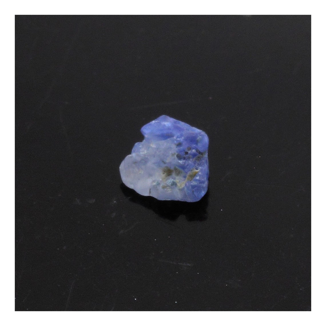 Collection Abijoux Bénitoïte. 0.125 Carats. San Benito Co., California, Usa