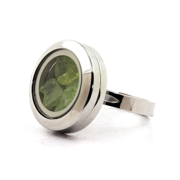 Bague Peridot brut. Pierres naturelles. Bijoux minéraux