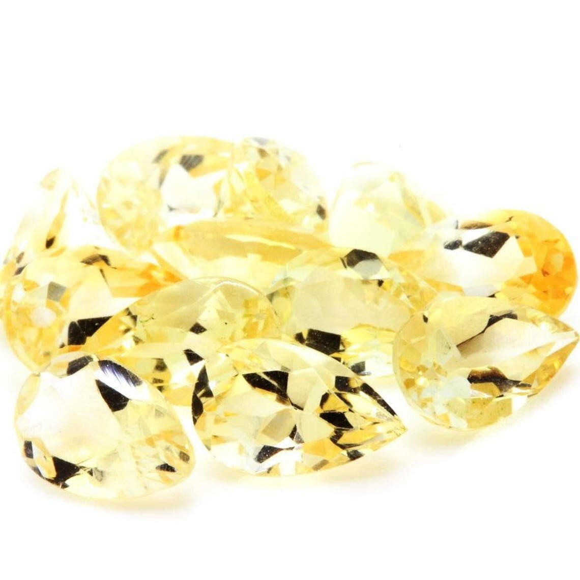 Collection Abijoux Citrine. Poire. Vvs1 | Vendu à L'unité . en Provenance Du Brésil. 6 X 4 mm.