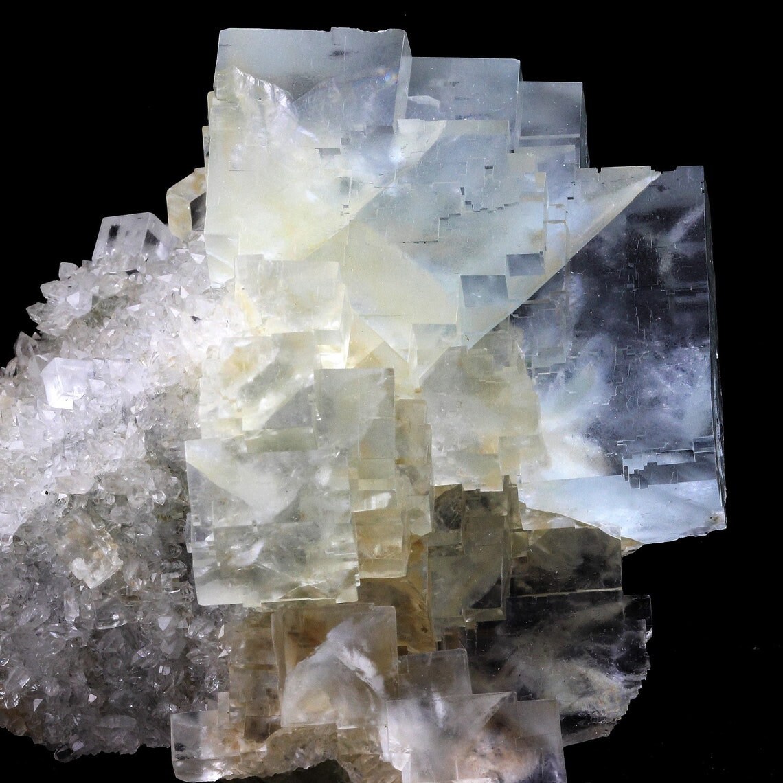 Collection Abijoux Fluorite + Quartz. 1448.0 Carats. Pratclaux, Langeac, Haute-Loire, France.