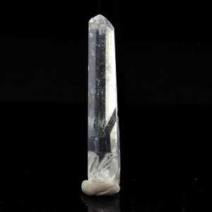 Stones, minerals-Quartz mineral. 23.50 carats. La Gardette Mine, Bourg d’Oisans, Isère, France