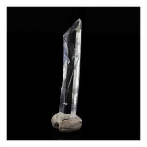 Stones, minerals-Quartz mineral. 7.48 carats. La Gardette Mine, Bourg d’Oisans, Isère, France
