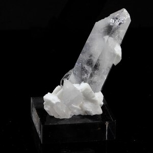 Stones, minerals-Quartz mineral + Barite. 42.95 carats. Coming from the Massif des Grandes Rousses, Isère, France