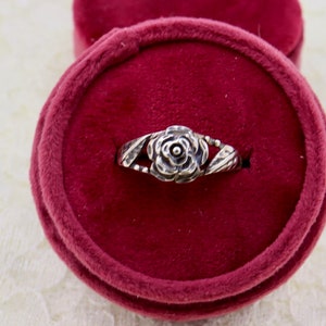 Sterling Silver Floral Rose Ring