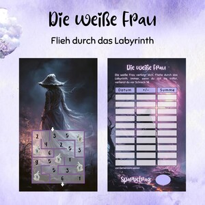 Puede incluir: Ilustraci&oacute;n digital con el texto "Die wei&szlig;e Frau" y "Flieh durch das Labyrinth". La imagen muestra una figura con abrigo largo y sombrero, y un tablero de juego con n&uacute;meros y s&iacute;mbolos. El fondo es morado y oscuro.