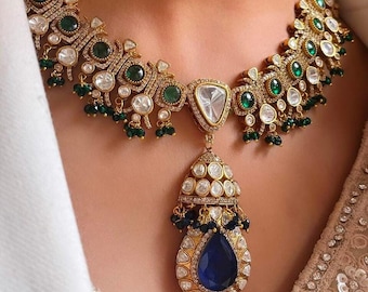 Premium Sabyasachi inspiriert Matt Dull Vergoldete Rubin Rot MultiColor Navratan Kundan Polki Zirkonium Diamant Halskette Set Kundan Choker