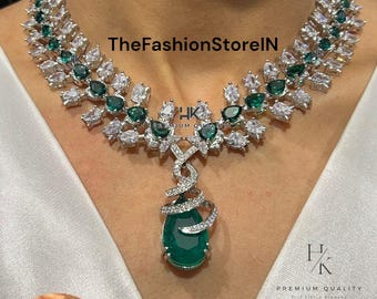 Hett sålda smaragdgrönt CZ chokerhalsband och örhängen: Sabyasachi-stil brudsmycken