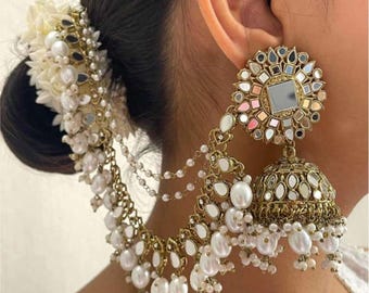 Kundan Jhumka Earring Set: Pearl Indian Bridal Jewelry with Maang Tikka