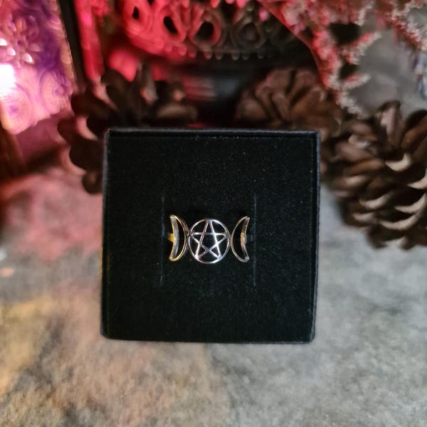 Stainless Steel Pentacle Ring: Triple Moon Hecate Wicca Pagan