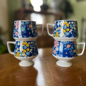 Set of 4 Vintage Flower Power Coffee/Tea Mugs