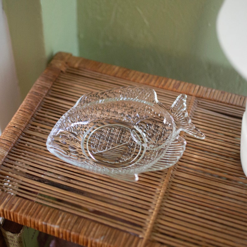 Vintage Anchor Hocking Glass Fish Plate Etsy
