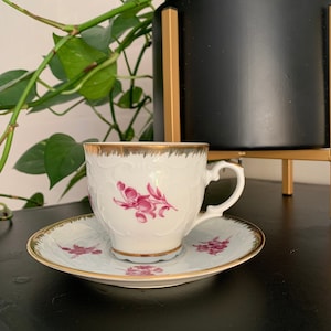 Vintage Tirschenreuth Bavaria Pink Flowers Gold Edge Cup And Saucer In Good Condition!