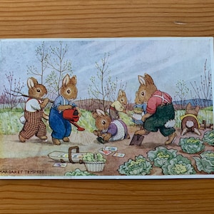 Gartenarbeit von Margaret Tempest. Original 1940er Jahre Vintage Ansichtskarte. Margaret Tempest Postkarte. Die meldende Gesellschaft. Hasen Postkarte. PC249