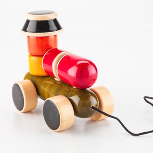 Engine - Wooden Stacker & Pull Toy| Educational Toy| Natural Wood| Colours extracted from veggies and spices| Non-toxic| Lacware| Fair Trade