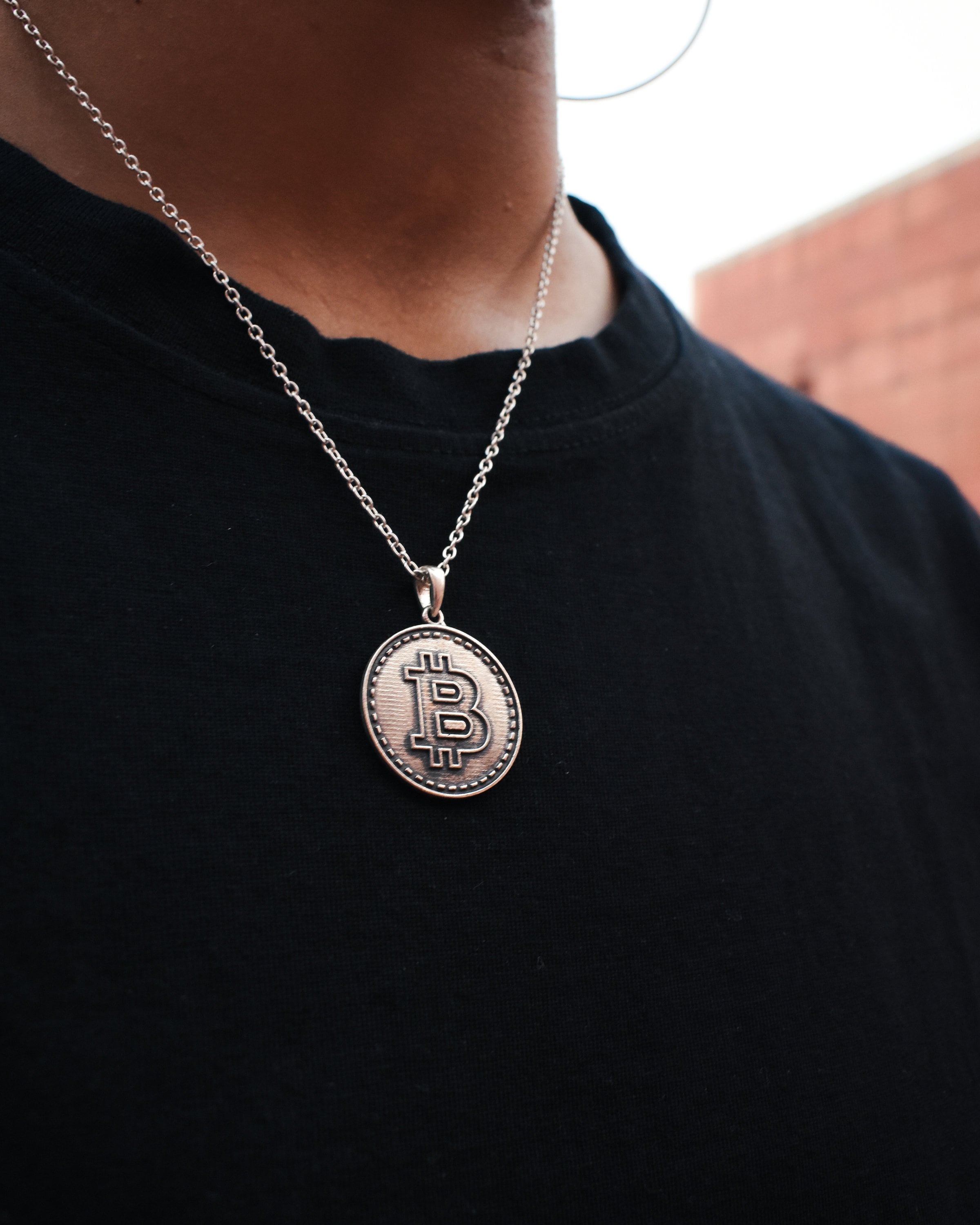 ステンレス ビットコインネックレス ブリンブリン ビットコイン ネックレス 銀色 ラインストーン 仮想通貨 B字 パヴェ