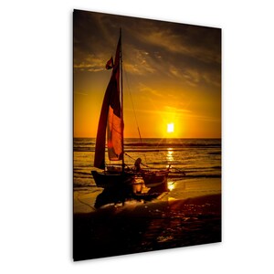 Tramonto sulla riva con catamarano, stampa, stampa artistica sulla spiaggia, arte murale costiera, paesaggio marino, Bergen aan Zee, Paesi Bassi, arte marina