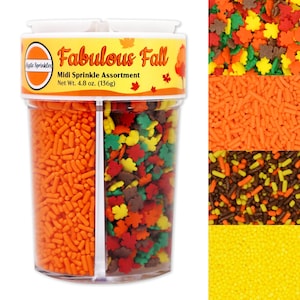 Puede incluir: Un recipiente de plástico transparente con una tapa blanca lleno de dos tipos de espolvoreados con temática otoñal. El recipiente tiene una etiqueta que dice "Fabulous Fall Midi Sprinkle Assortment Net Wt. 4.8 oz. (136g)".