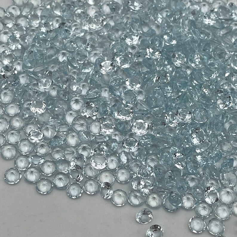 4mm Natural Aquamarine Round, 4/10 Blue Loupe Clean Aquamarine Gemstone, Eye Clean Aquamarine
