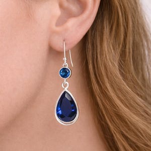 Pendientes colgantes de topacio azul de Londres: joyería colgante de plata de ley
