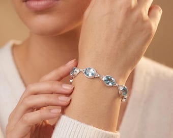 Pulsera de plata con topacio azul suizo, pulsera de plata de ley 925 con piedras preciosas, joyería hecha a mano, regalo para esposa, regalo para ella, regalo de cumpleaños único
