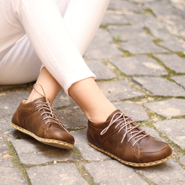 Barefooters Sneakers For Womens | Tie Sneakers Leather | Sneakers | Classic Crazy Brown