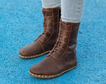 Bota de mujer de puesta a tierra / Bota de mujer descalza / Bota de cuero marrón / Remache de cobre de puesta a tierra / Suela de cuero de búfalo / Marrón clásico loco