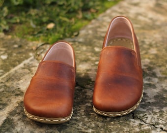 Zapatos de puesta a tierra para hombres, puntera ancha, zapatos minimalistas descalzos, zapatos de cuero marrón hechos a mano / New Crazy Brown