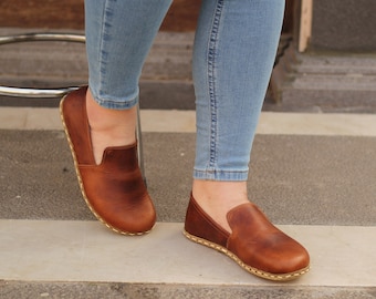 Barefoot Shoe Woman, Grounding shoe woman, leather shoe woman, moccasin woman, wide woman shoe // New Crazy Brown