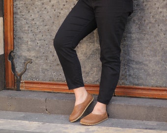 Erdungsschuh, Braune Leder Barfußschuhe Damen, Minimalistische Handgemachte Zero Drop Schuhe, Frauen Individuelle Schuhe | Mattes Braun