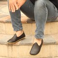 Barefoot Flats Loaf Men, Black product logo