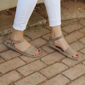 Barefoot huarache Leather handmade sandals women open toe / Crazy Vision image 6
