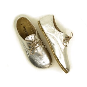 Women Handmade Oxford Laced Barefoot Leather Shoes, Shiny Silver image 6
