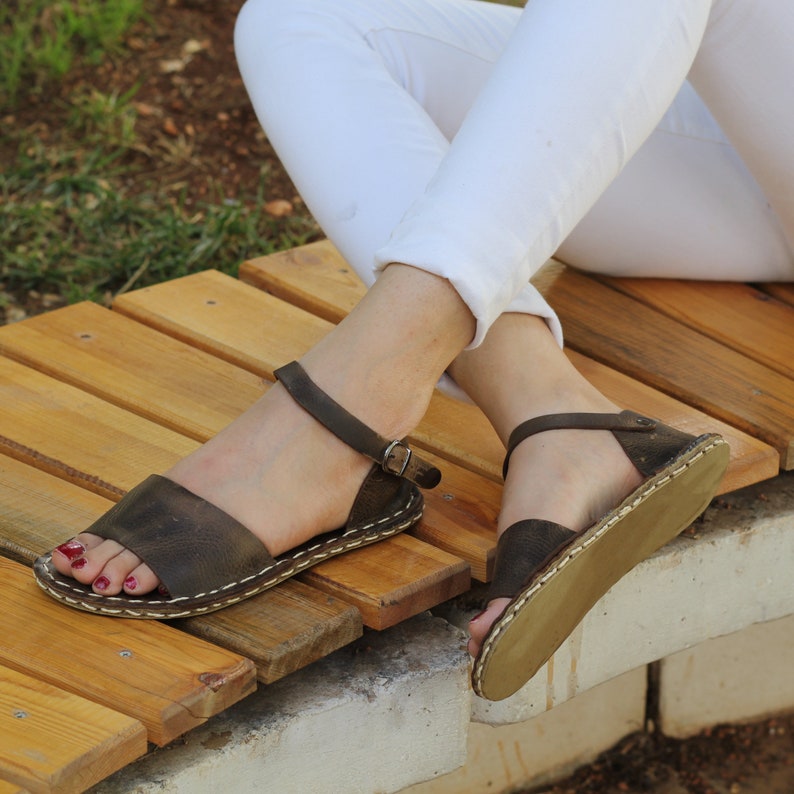Barefoot Huarache Leather handmade sandals women open toe Crazy Classic Brown image 6