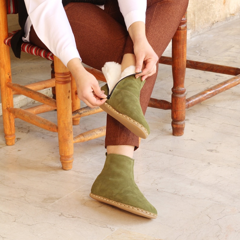 Women Barefoot Boots Ankle Fur Boots Shearling Ankle Grounding Women Fur Boots Boot Leggings Sheepskin Boots Green Nubuck zdjęcie 1