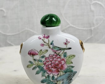 Antique Chinese Porcelain Snuff Bottle Jade Lid Hand Painted Floral Butterfly