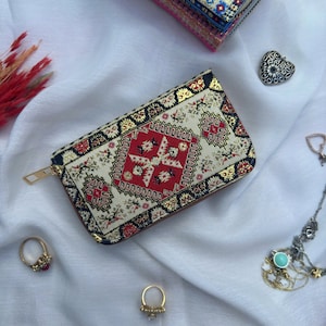Carteira Boho Pequena Vegana, Carteira Boho, Carteira Feita à Mão para Mulheres, Carteira de Tecido, Carteira Feminina Hippie, Carteira com Zíper para Mulheres