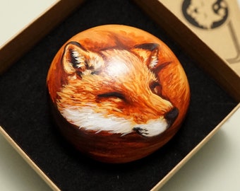 Handmade sleeping fox paper weight, Painted rock fox gift for fox lovers, Unique stone fox desk ornament, Personalised fox gift for daughter