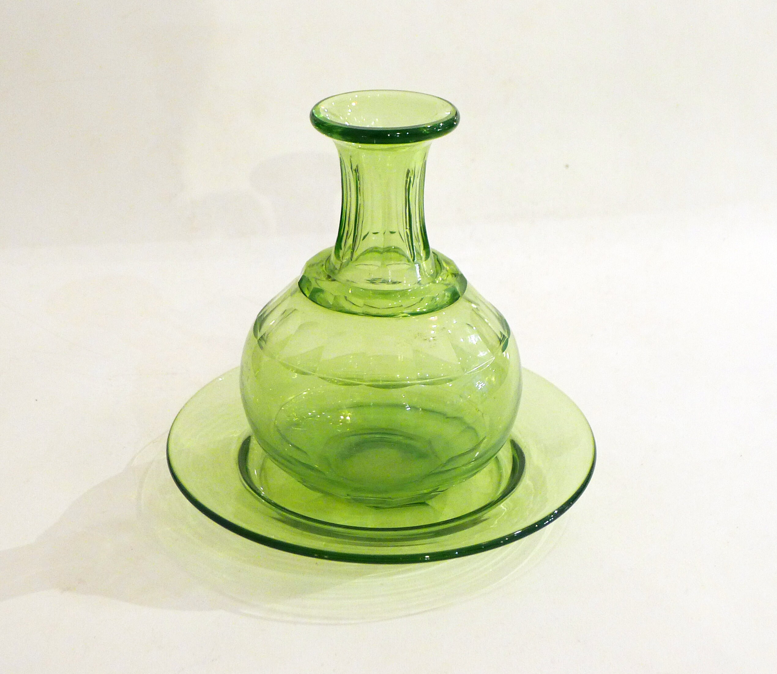 Petite Carafe & Assiette Assortie Art Déco, en Ouraline