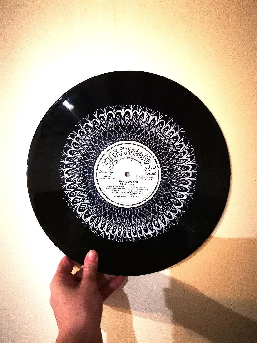 Peinture sur Vinyle 30x30, Couleur Blanche, Pièce Unique