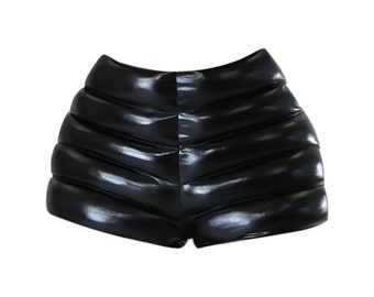 Trendy & Flattering: Womens Black High Waist Booty Shorts, Ideal for Street Style and Clubbing