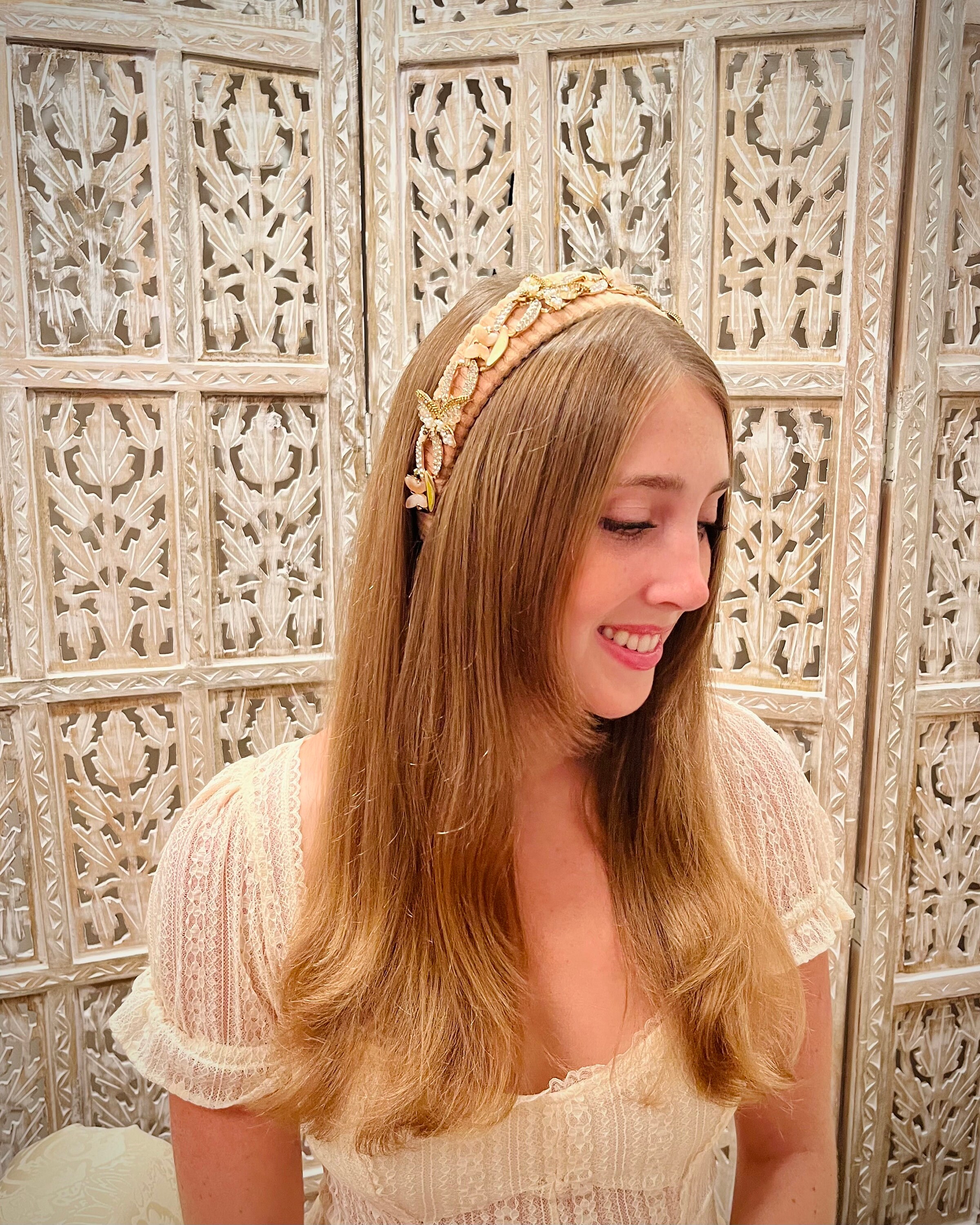 Queen Rani Embellished Crystal Gem Floral Headband - Pink DOLCE & GABBANA Silk Flower Crystal Brooch Crown Hairband  main image 4