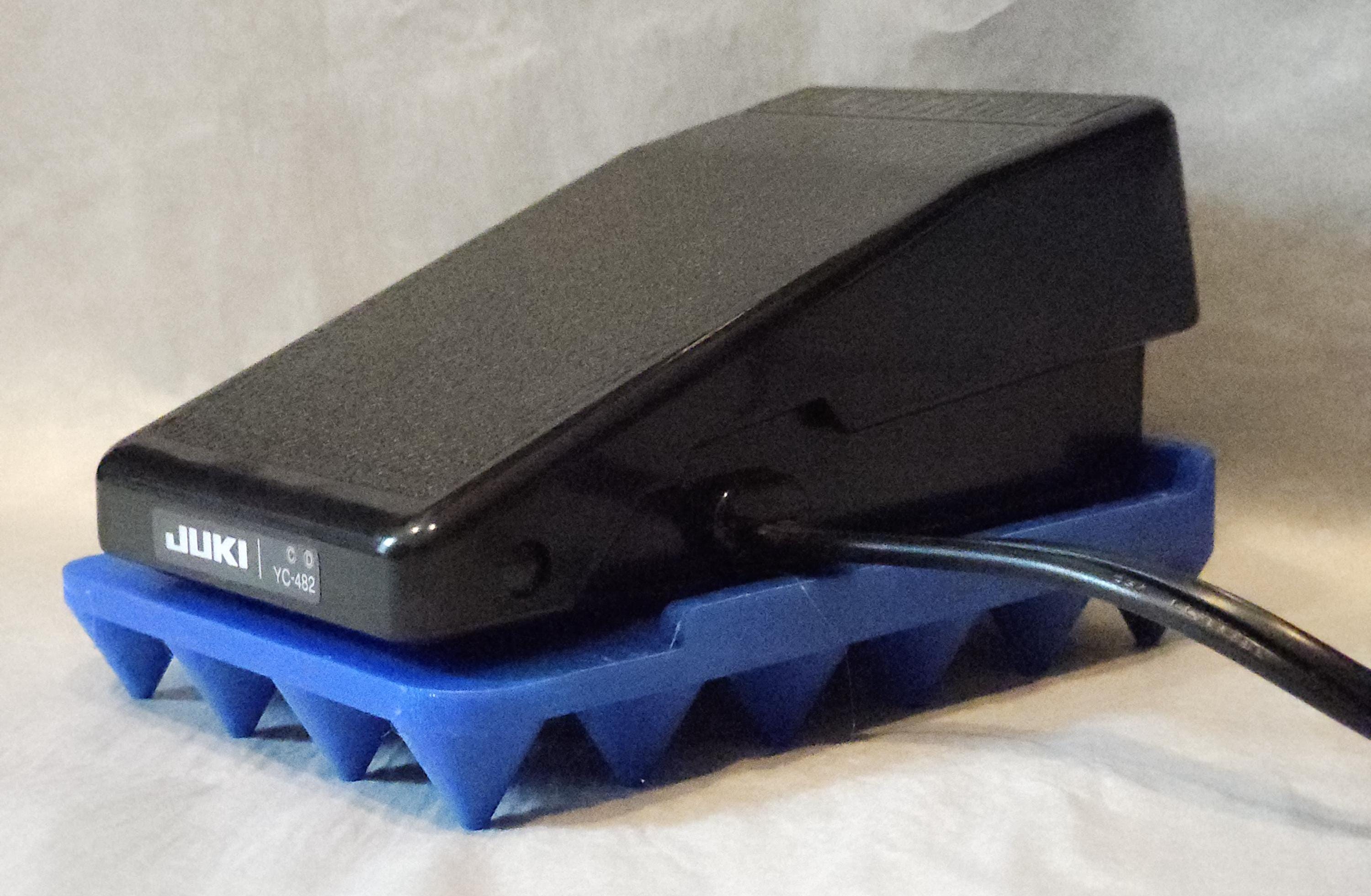 Sewing Pedal Carpet Grip Platform: the Magic Carpet!