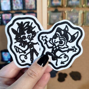 Millie och Moxxie Strykmärke