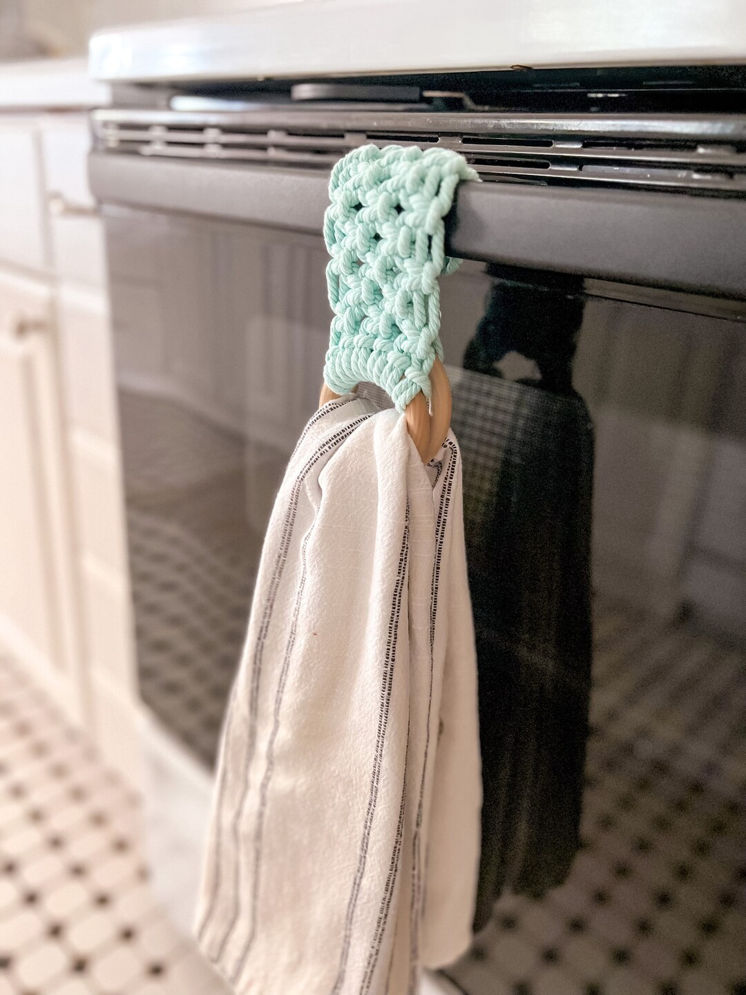 Macrame Tea Towel Holder SINGLE Kitchen Towel Hanger Boho Kitchen Decor