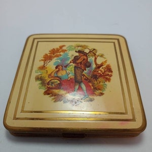 Vintage Calibri Compact RARE Enamel and Gilt 1940&#39;s with Original Pad and Powder Romantic Scene Compact and Mirror