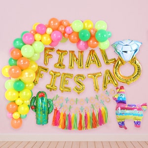 Final Fiesta Decoration Set image 9