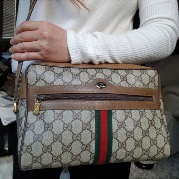 GUCCI Zippy Clutch Sherry Line Added Strap Crossbody Shoulder