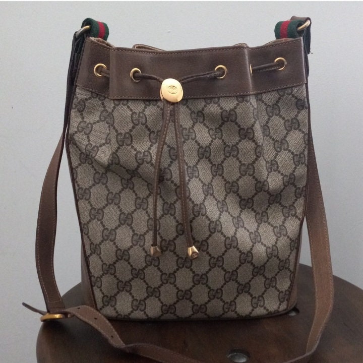 Authentic Vintage Gucci GG Monogram Supreme Sherry Web 