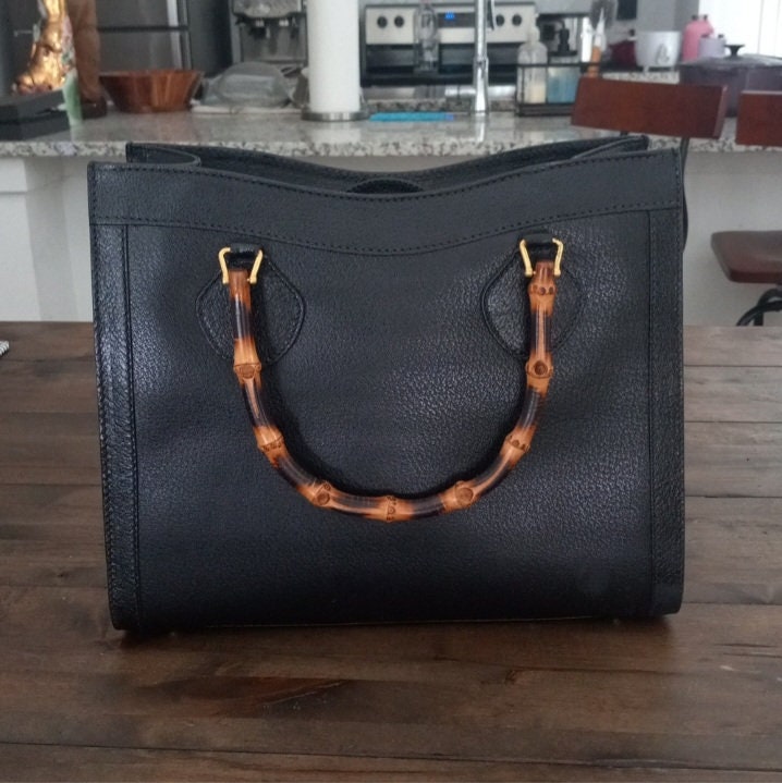ハンドバッグ GUCCI GUCCI DIANA LARGE GRAINY LEATHER HANDBAG 678842_U3ZDT_1073_001_082_0000